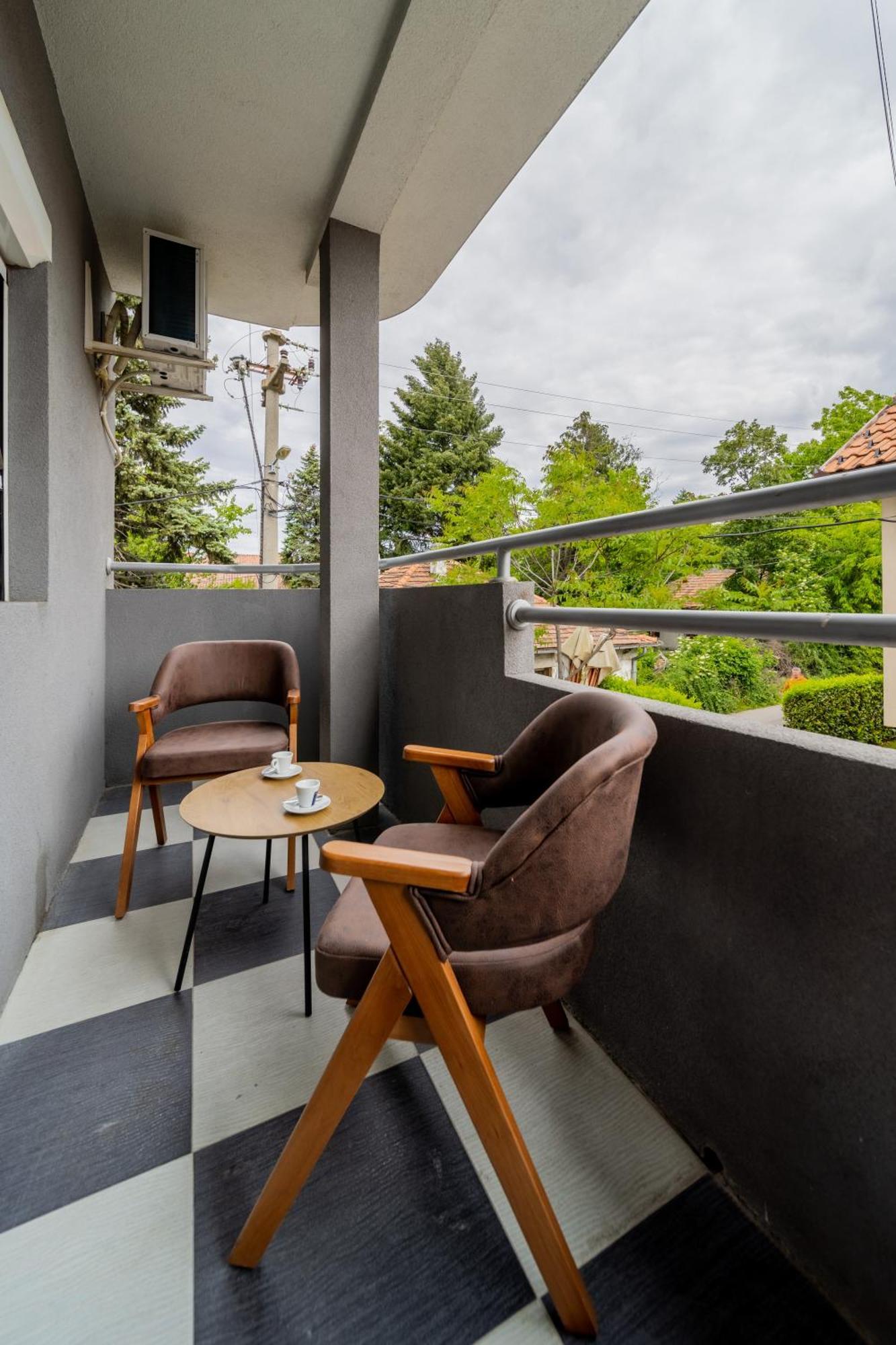 Apartmani 41 U Beogradu Voždivac Kültér fotó